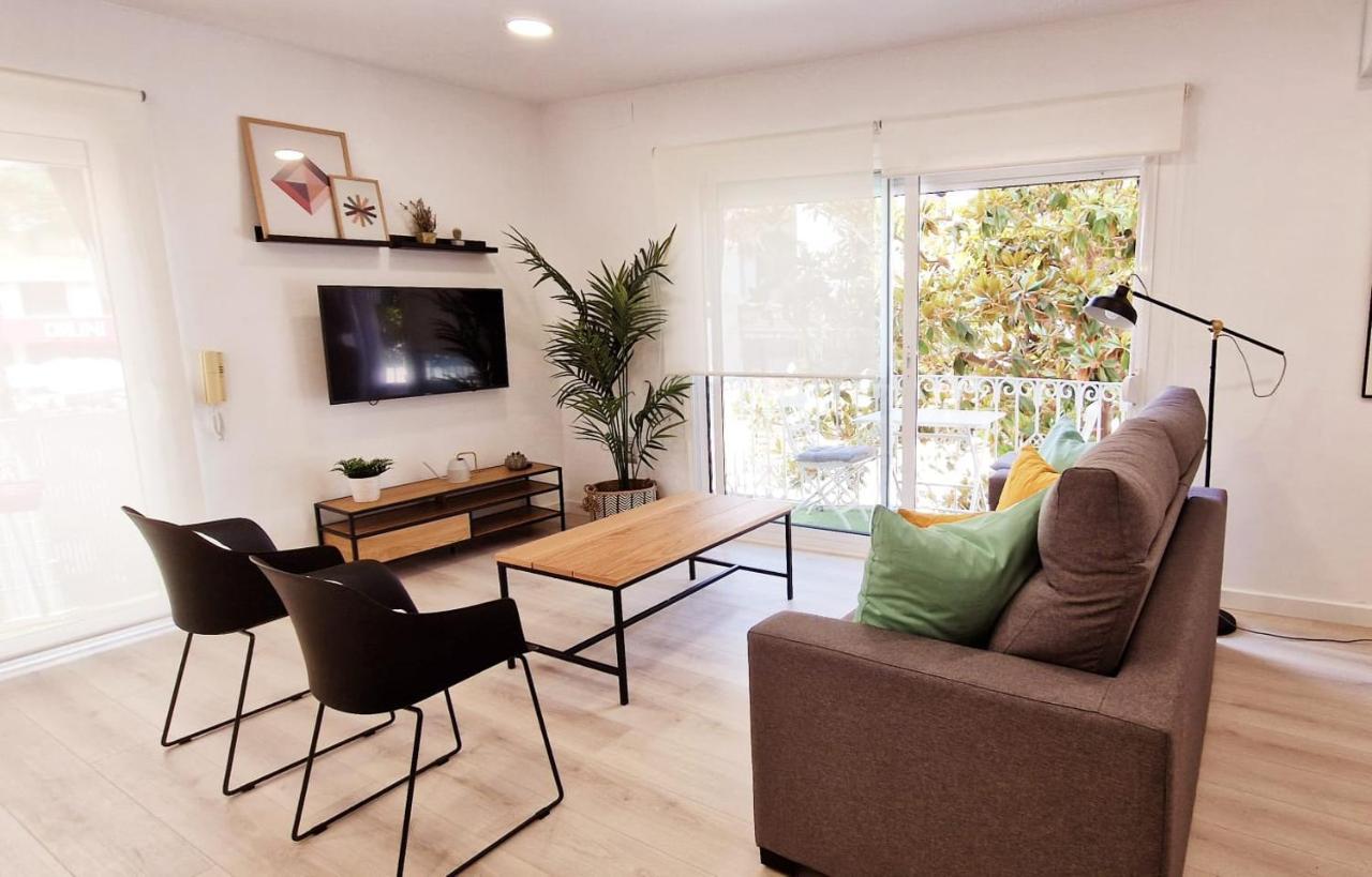 Precioso Apartamento En El Centro De 토레몰리노스 외부 사진
